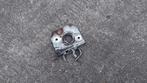 Motorkap slot Clio 2002, Ophalen of Verzenden