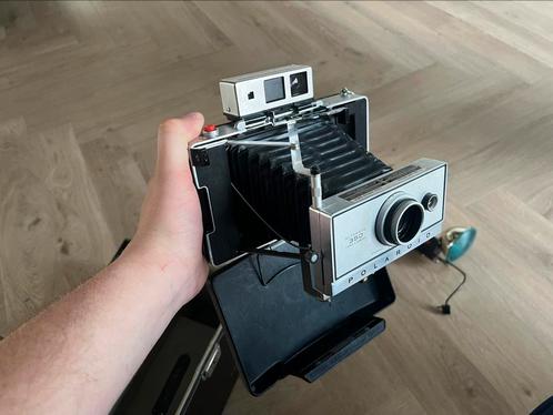 Polaroid 350 Land Camera originele koffer & accessoires, Verzamelen, Fotografica en Filmapparatuur, Fototoestel, Ophalen of Verzenden