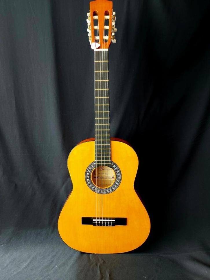 Prachtige Classic Gitaar 3/4 ( driekwart ) Gomez, Muziek en Instrumenten, Snaarinstrumenten | Gitaren | Akoestisch, Zo goed als nieuw