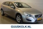 Volvo V60 1.6 T3 Momentum /Ecc/Cruise/ Xenon/ BT/ Trekhaak/, Te koop, Zilver of Grijs, Geïmporteerd, 5 stoelen