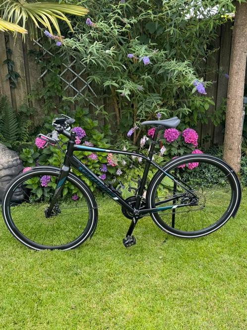 Specialized Sirrus, Fietsen en Brommers, Fietsen | Heren | Sportfietsen en Toerfietsen, Zo goed als nieuw, Overige merken, 15 tot 20 versnellingen