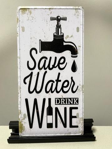 Save Water Drink Wine wandbord (Old Look) beschikbaar voor biedingen