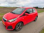 Peugeot 108 1.0 12V E-vti 72PK 3DR 2015 Rood, Auto's, Peugeot, Voorwielaandrijving, Stof, Euro 6, 4 stoelen