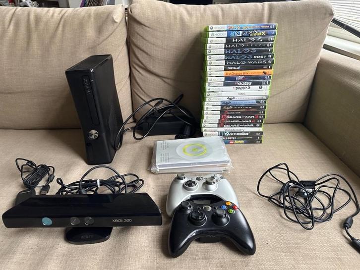 Xbox 360 + 24 games, 2 controllers, kabels, kinect, dongel, Spelcomputers en Games, Spelcomputers | Xbox 360, Gebruikt, 250 GB
