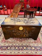 Chinese kist houtsnijwerk kamferkist, Huis en Inrichting, Ophalen, A, A, A