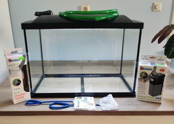 Superfish Aquarium 70L - 58 x 28 x 48cm met toebehoren beschikbaar voor biedingen