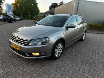 Volkswagen Passat 1.6 TDI 77KW BMT Variant DSG 2014 Bruin beschikbaar voor biedingen