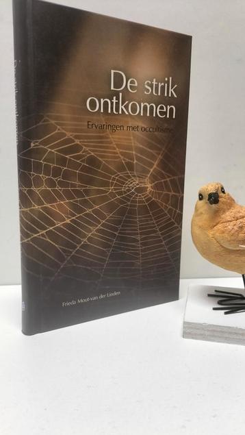 Mout- van der Linden, Frieda; De strik ontkomen beschikbaar voor biedingen