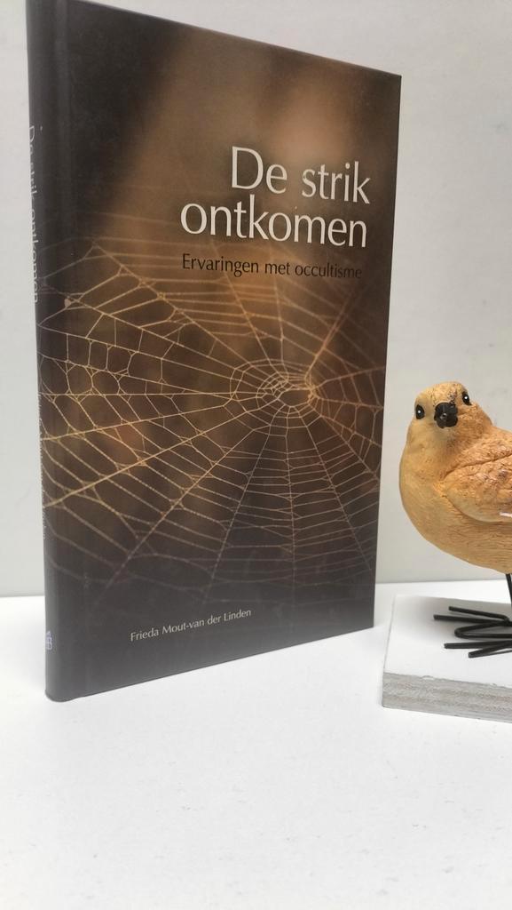 Mout- van der Linden, Frieda; De strik ontkomen, Boeken, Godsdienst en Theologie, Gelezen, Christendom | Protestants, Ophalen of Verzenden