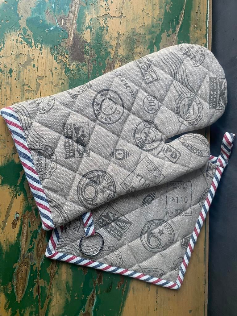 Set ovenwant pannenlap clayre&eef poststempels post, Overige kleuren, Clayre&Eef, Overige typen, Nieuw