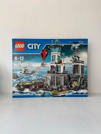 Lego 60130 - Lego City Gevangeniseiland - *NIEUW*, Kinderen en Baby's, Speelgoed | Duplo en Lego, Nieuw, Complete set, Ophalen of Verzenden