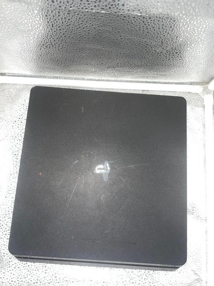 PlayStation 4 slim ZONDER CONTROLLER, Spelcomputers en Games, Games | Sony PlayStation 4, Gebruikt, Overige genres, 1 speler, Vanaf 7 jaar