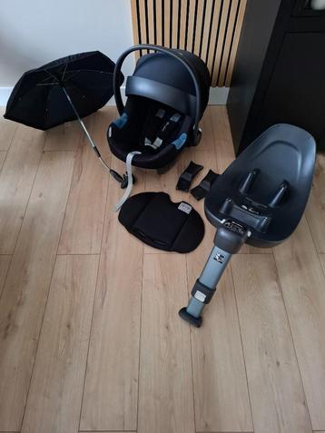 Cybex(maxi cosi)compleet+Isofix +toebehoren beschikbaar voor biedingen