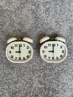 2 IKEA analoog klokken met alarm, Ophalen of Verzenden, Gebruikt, Analoog, Wekker of Tafelklok
