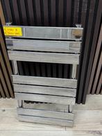 Grijze radiator, Doe-het-zelf en Verbouw, Verwarming en Radiatoren, 30 tot 80 cm, Radiator, Nieuw, Ophalen of Verzenden