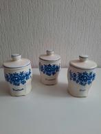 (i) 3 Oude kleine voorraadpotjes met deksel, Ophalen