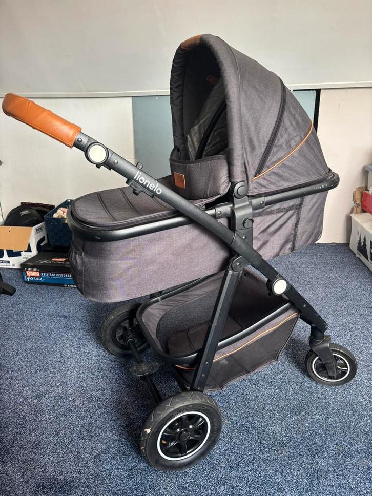 Lionelo 3 in 1 kinderwagen, Kinderen en Baby's, Kinderwagens en Combinaties, Gebruikt, Overige merken, Luchtbanden, Met autostoeltje