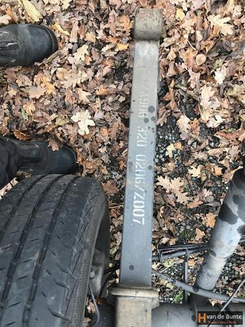 set bladveer Mercedes Sprinter Crafter Dubbel Lucht A9063200 beschikbaar voor biedingen