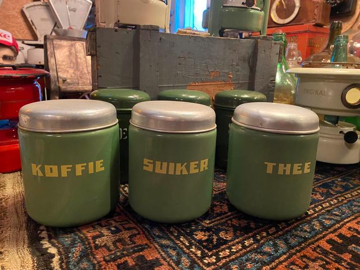 Resedagroen emaille koffie thee suiker bussen, Antiek en Kunst, Antiek | Emaille, Ophalen of Verzenden