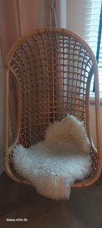 Hangstoel/ hang schommel, Ophalen, Bruin, Riet of Rotan, Zo goed als nieuw