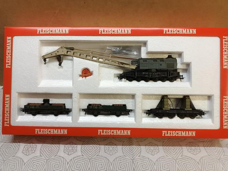 FLEISCHMANN HIJSKRAANWAGON MET BIJ WAGONS, Hobby en Vrije tijd, Modeltreinen | H0, Gebruikt, Wagon, Gelijkstroom, Fleischmann