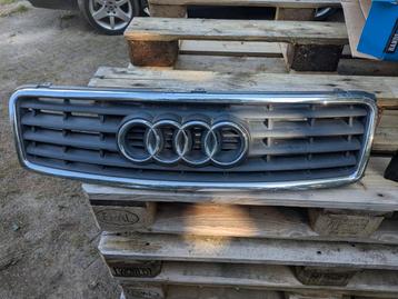 grille audi a4 b6 cabrio beschikbaar voor biedingen