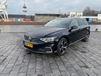 Volkswagen Passat 1.4 TSI Phev 218pk 6-DSG 2022 Zwart, Auto's, Volkswagen, Stof, 4 cilinders, USB, Zwart