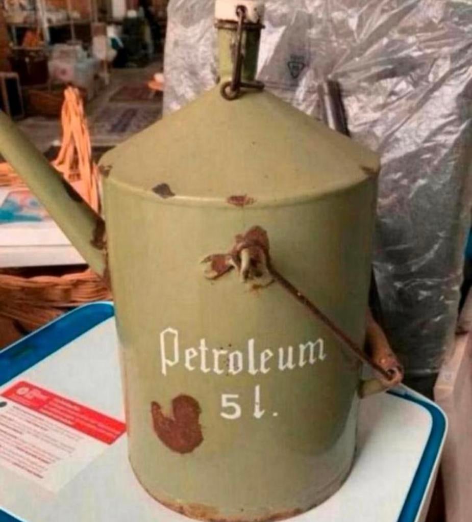 Kan Leuke oude brocante Neerlandia emaille petroleum kan, Antiek en Kunst, Antiek | Emaille, Ophalen of Verzenden