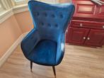 Klassieke blauwe fauteuil, Huis en Inrichting, Fauteuils, Overige materialen, 75 tot 100 cm, Ophalen of Verzenden, Zo goed als nieuw