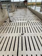 Grote Partij Betonnen Stal/Vee Roosters, Ophalen of Verzenden, Gebruikt, Beton, 10 m² of meer