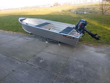 Nieuwe 12 ft aluminium boot  beschikbaar voor biedingen