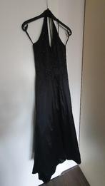 Zwarte galajurk met haltertop (M), Kleding | Dames, Galajurk, Zwart, Zo goed als nieuw, Ophalen