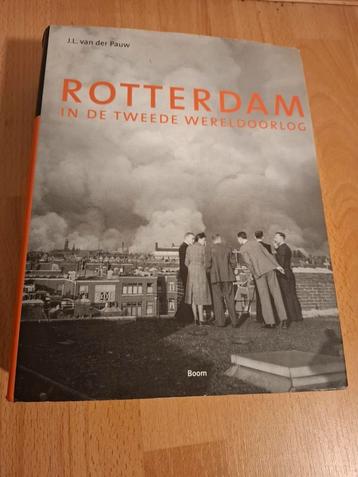 Rotterdam tijdens de 2de wereldoorlog  beschikbaar voor biedingen