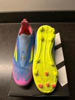 Adidas Voetbalschoenen maat 34, licht gebruikt, Gebruikt, Maat XS of kleiner, Schoenen, Ophalen of Verzenden