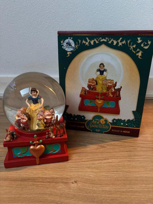 Disney Sneeuwwitje Sneeuwbol 80 Jaar Jubileum, Antiek en Kunst, Antiek | Woonaccessoires, Ophalen