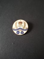 Scouting  Queens 25 jubilee 1977, Verzamelen, Scouting, Ophalen of Verzenden, Zo goed als nieuw, Embleem, Speld of Insigne