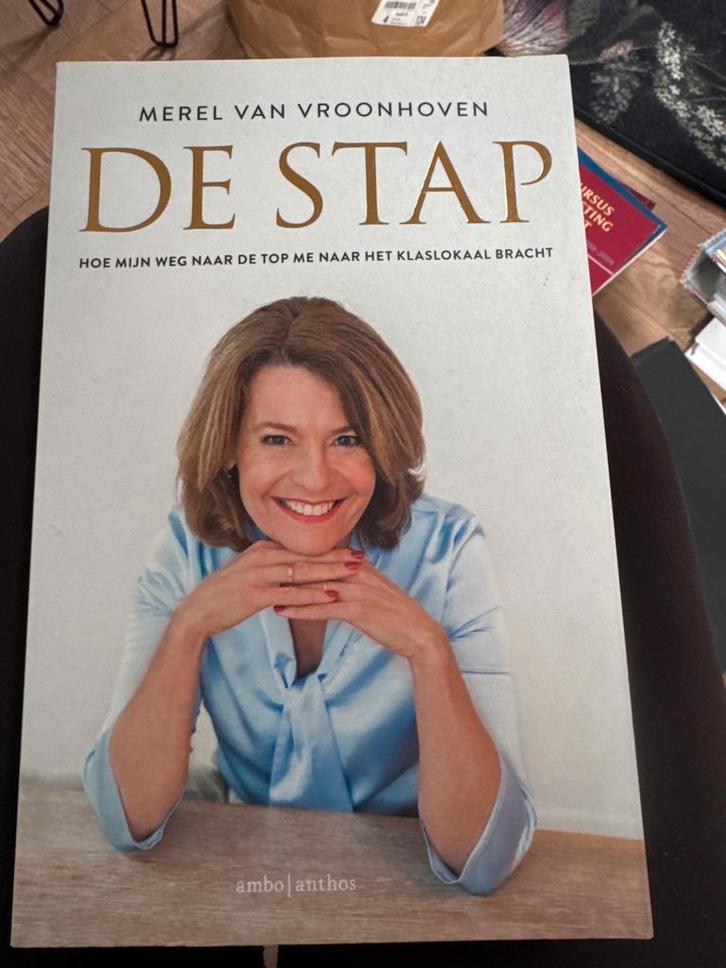 De Stap - Merel van Vroonhoven, Boeken, Biografieën, Zo goed als nieuw, Overige, Ophalen of Verzenden