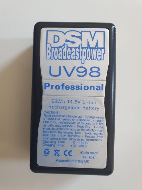 Professionele v-lock / mount accu van DSM UV98 14,4V 98W/h, Audio, Tv en Foto, Videocamera's Digitaal, Gebruikt, Overige merken