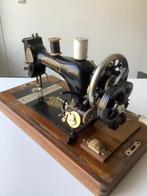 handnaaimachine ANTIEK, Antiek en Kunst, Antiek | Naaimachines, Ophalen