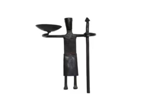 Metalen kandelaar in de vorm van een man - Bastar - abstract, Huis en Inrichting, Woonaccessoires | Kandelaars en Kaarsen, Gebruikt