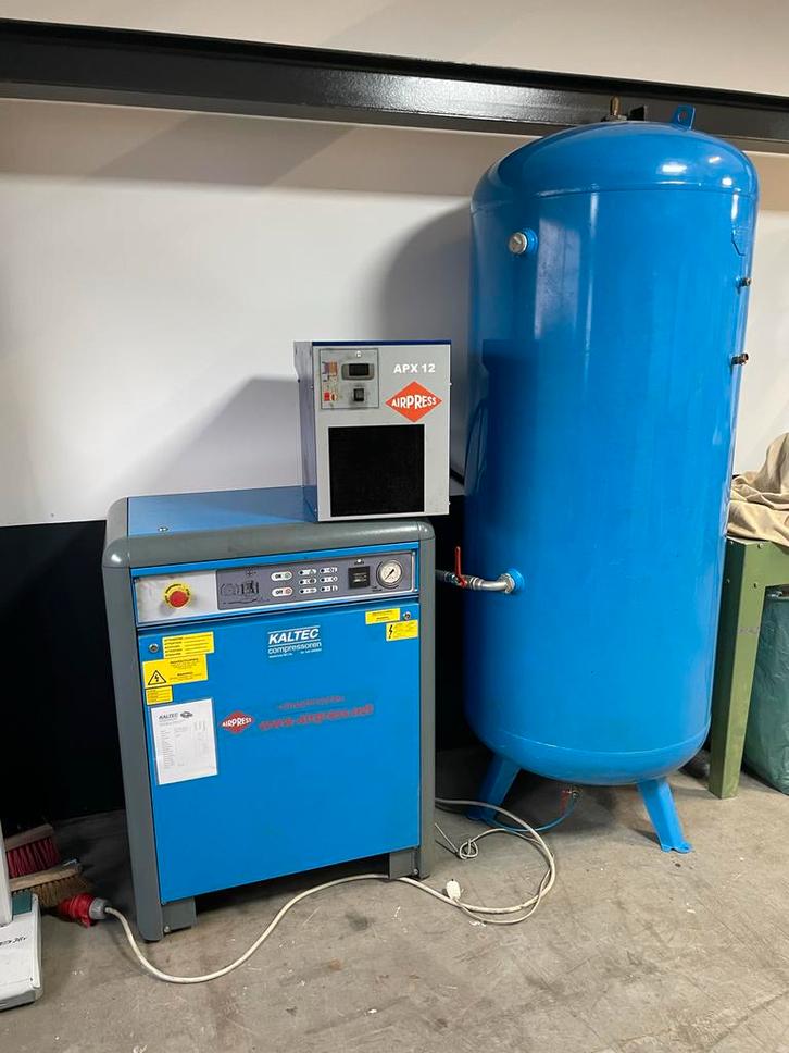Airpress AP1300+ low noice compressor  met 2000L + Droger, Doe-het-zelf en Verbouw, Compressors, 100 liter of meer, Ophalen