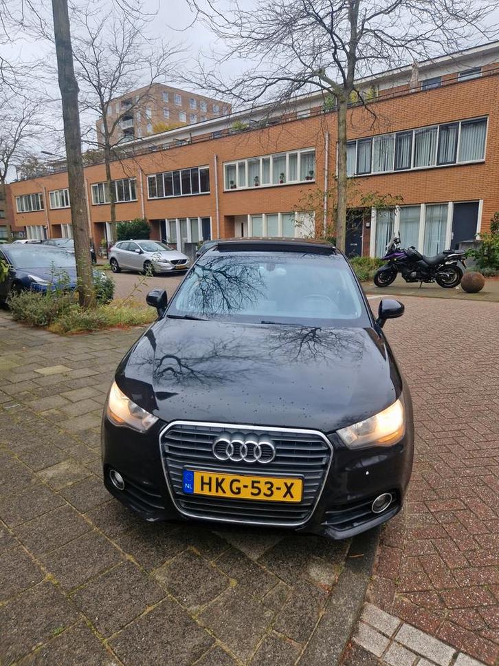 Audi A1 1.4 Tfsi 90KW S-tronic 2011 Zwart Pano Automaat, Auto's, Audi, Particulier, A1, Benzine, Hatchback, Automaat, Geïmporteerd