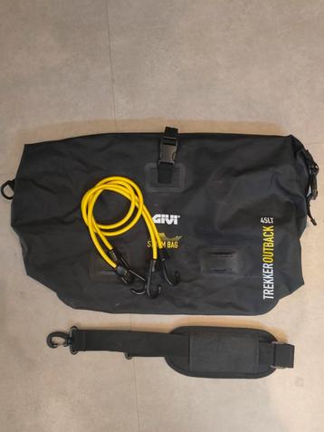 Givi trekker outback storm bag 45 liter  beschikbaar voor biedingen