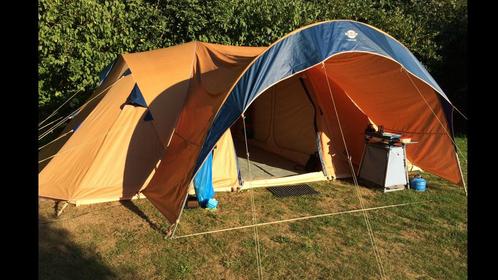 Grote 8 persoons tent met luifel en vastgeritste bodem, Caravans en Kamperen, Tenten, meer dan 6, Gebruikt, Ophalen