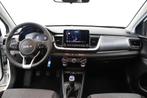 Kia Stonic 1.0 T-GDi MHEV DynamicPlusLine (bj 2025), Voorwielaandrijving, Gebruikt, Adaptive Cruise Control, Wit