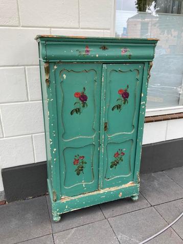 Leuke vintage Biedermeier grenen meidenkast 93x40x155 beschikbaar voor biedingen
