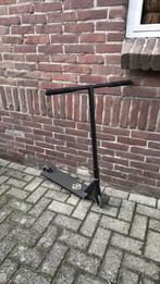 Striker Gravis stunt step zwart, Fietsen en Brommers, Steps, Ophalen, Zo goed als nieuw, Gewone step
