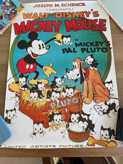 Prachtige vintage Disney poster Mickey Mouse en Pluto, Verzamelen, Disney, Zo goed als nieuw, Mickey Mouse, Ophalen of Verzenden