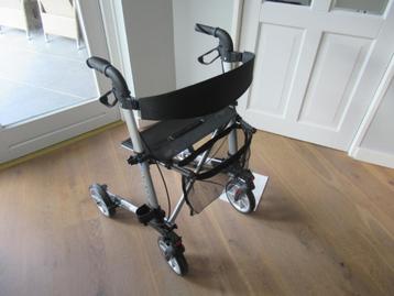 Rollator Vermeiren Quadri light lichtgewicht Dubbele opvouw beschikbaar voor biedingen