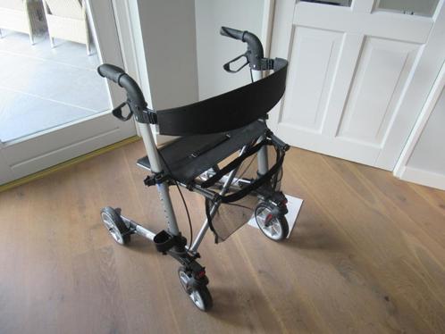 Rollator Vermeiren Quadri light lichtgewicht Dubbele opvouw, Diversen, Rollators, Zo goed als nieuw, Lichtgewicht, Opvouwbaar